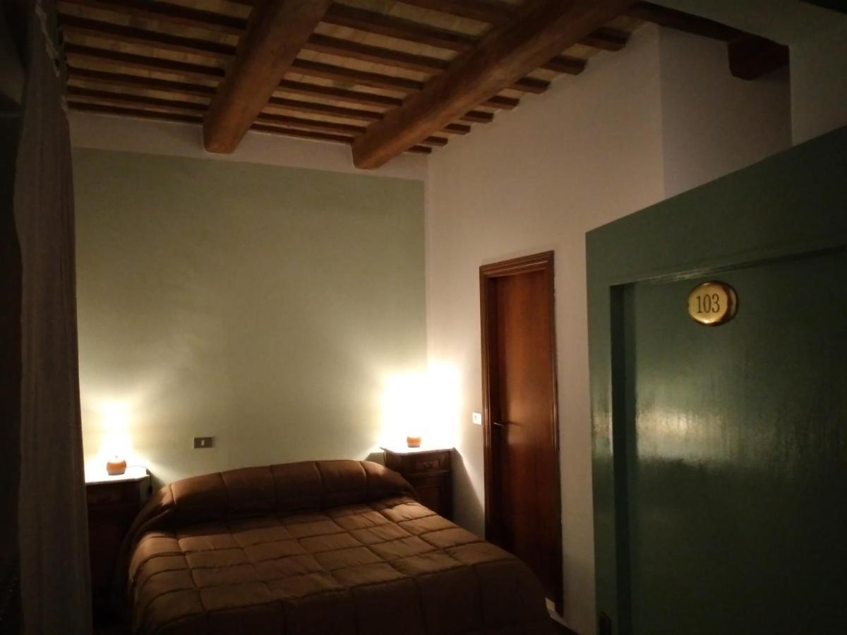 Hotel B&B Resort Fonte La Castellana Sarnano Exterior photo